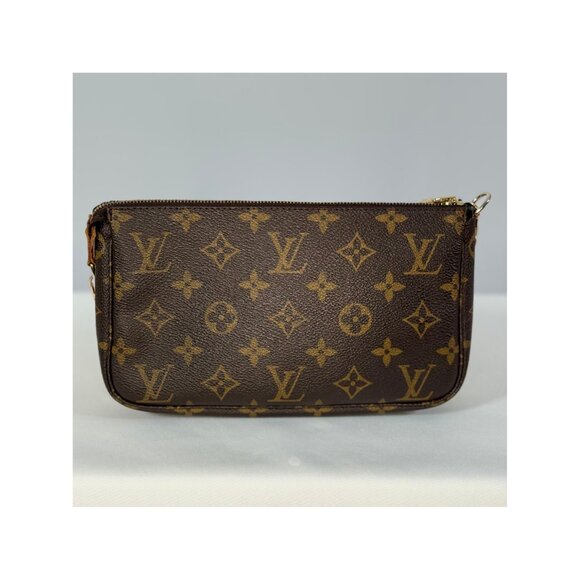 Louis Vuitton Monogram Pochette Accessoires - Picture 5 of 8
